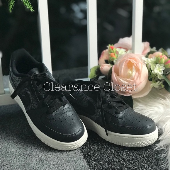 NWT Nike Air Force 1 LV8 SE Anthracite W AUTHENTIC - Picture 2 of 7